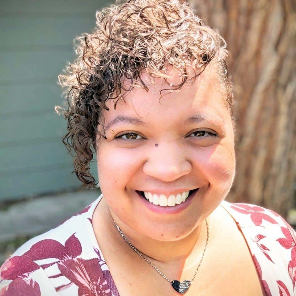 Headshot for Alexis Klosinski