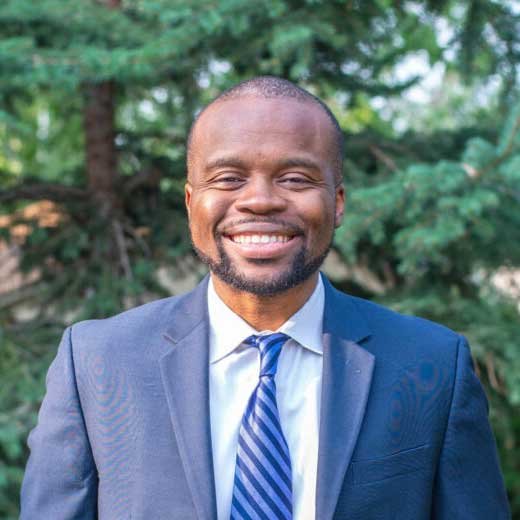 Headshot for Obi Ezeadi